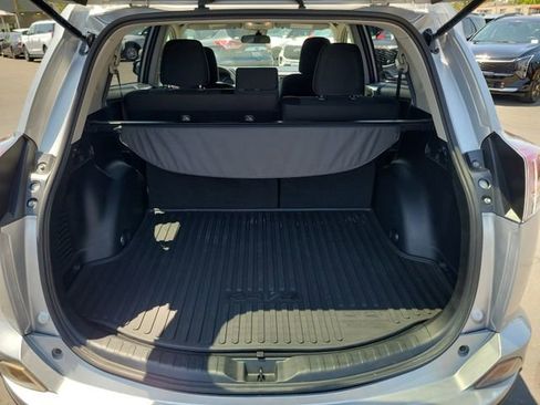 Used 2018 Toyota RAV4 LE w/ All Weather Liner Package FWD image 16