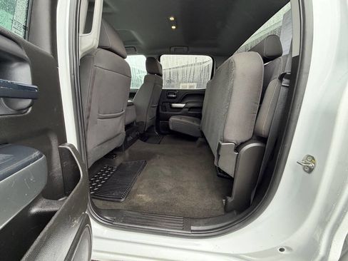 Used 2018 Chevrolet Silverado 2500 LT AWD/4WD image 38