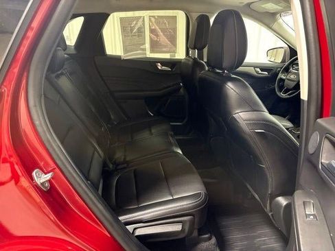 Used 2022 Ford Escape SEL w/ Technology Package AWD/4WD image 26