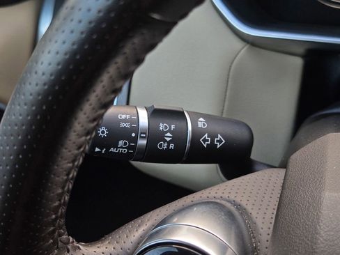 Used 2020 Land Rover Range Rover Sport HSE image 27