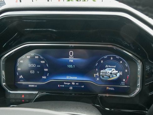 Used 2024 Chevrolet Silverado 2500 LTZ w/ LTZ Convenience Package image 20