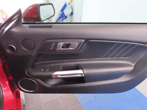Used 2022 Ford Mustang GT Premium RWD image 29