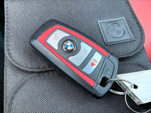 Used 2020 BMW 230i Convertible w/ Premium Package image 14