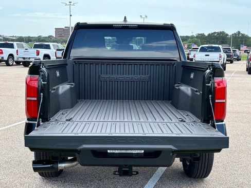 New 2026 Toyota Tacoma SR5 RWD image 7