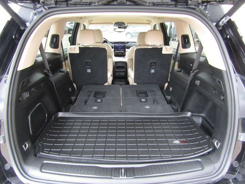 Used 2022 Jeep Grand Cherokee L Limited AWD/4WD image 36