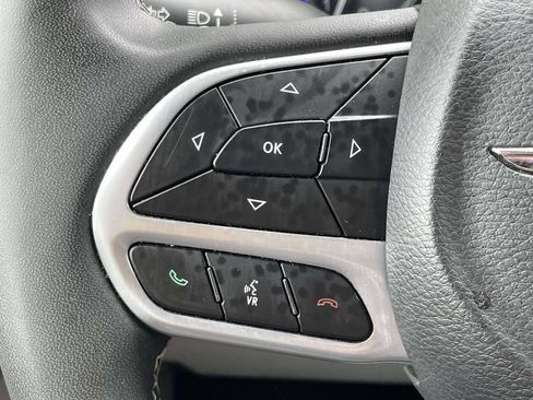 Certified 2023 Chrysler Voyager LX FWD image 31