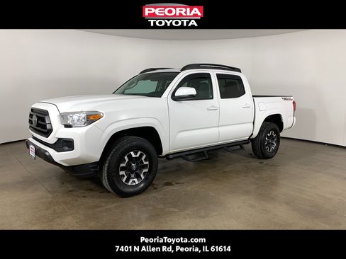 Used 2020 Toyota Tacoma SR image 1