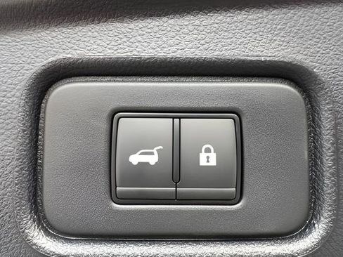 New 2026 Nissan Pathfinder SV AWD/4WD image 29