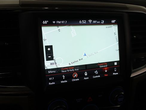 Used 2018 RAM 2500 Laramie AWD/4WD image 7