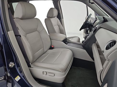 Used 2015 Honda Pilot Touring image 12