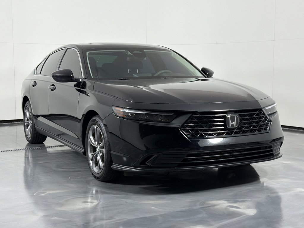 Used 2024 Honda Accord EX image 3