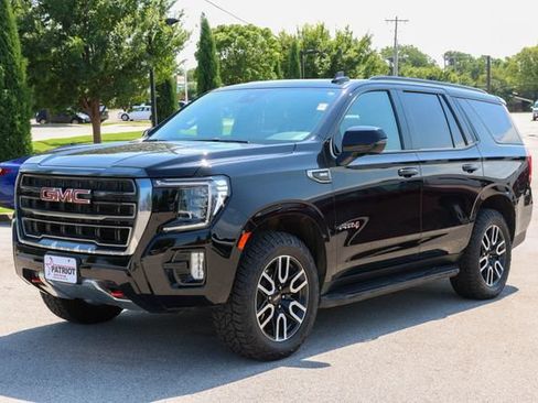 Used 2024 GMC Yukon AT4 w/ LPO, Floor Liner Package AWD/4WD image 43