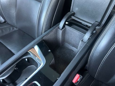 Used 2018 Volvo S90 T6 Inscription image 38