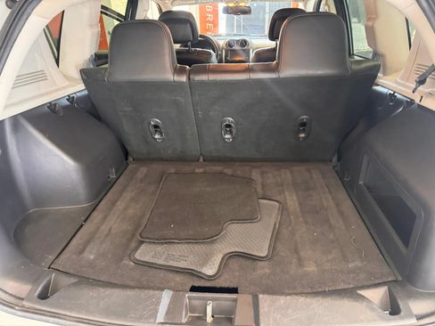 Used 2017 Jeep Compass High Altitude FWD image 19