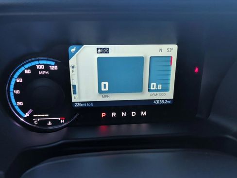 Used 2023 Ford Bronco Outer Banks image 9