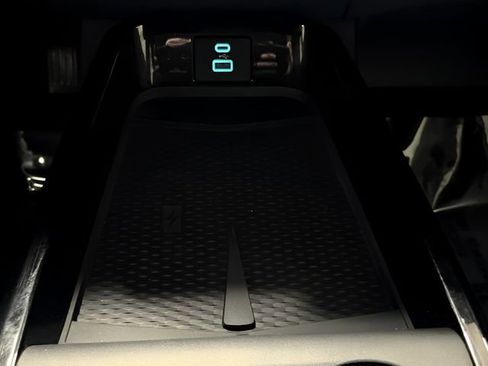 Used 2023 Ford Mustang Mach-E Premium image 25