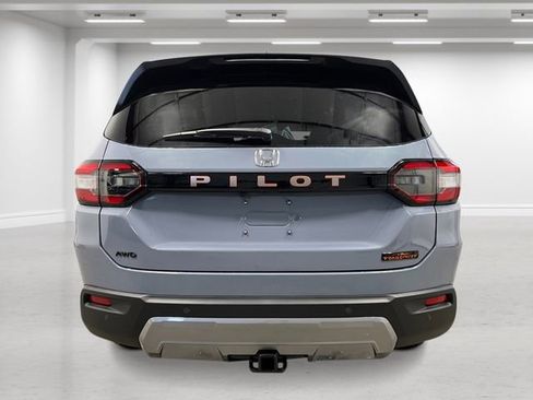 New 2026 Honda Pilot TrailSport image 4