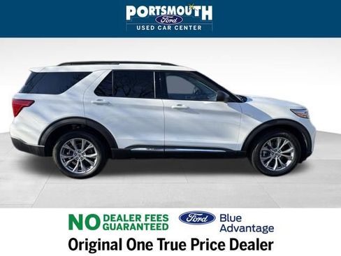 Certified 2022 Ford Explorer XLT w/ Equipment Group 202A image 6
