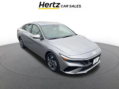 Used 2025 Hyundai Elantra Limited