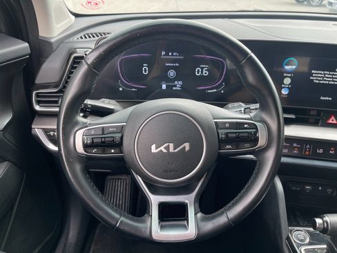 Used 2024 Kia Sportage EX FWD image 25