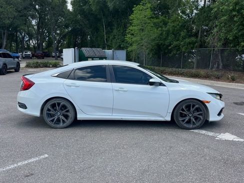 Used 2019 Honda Civic Sport image 2