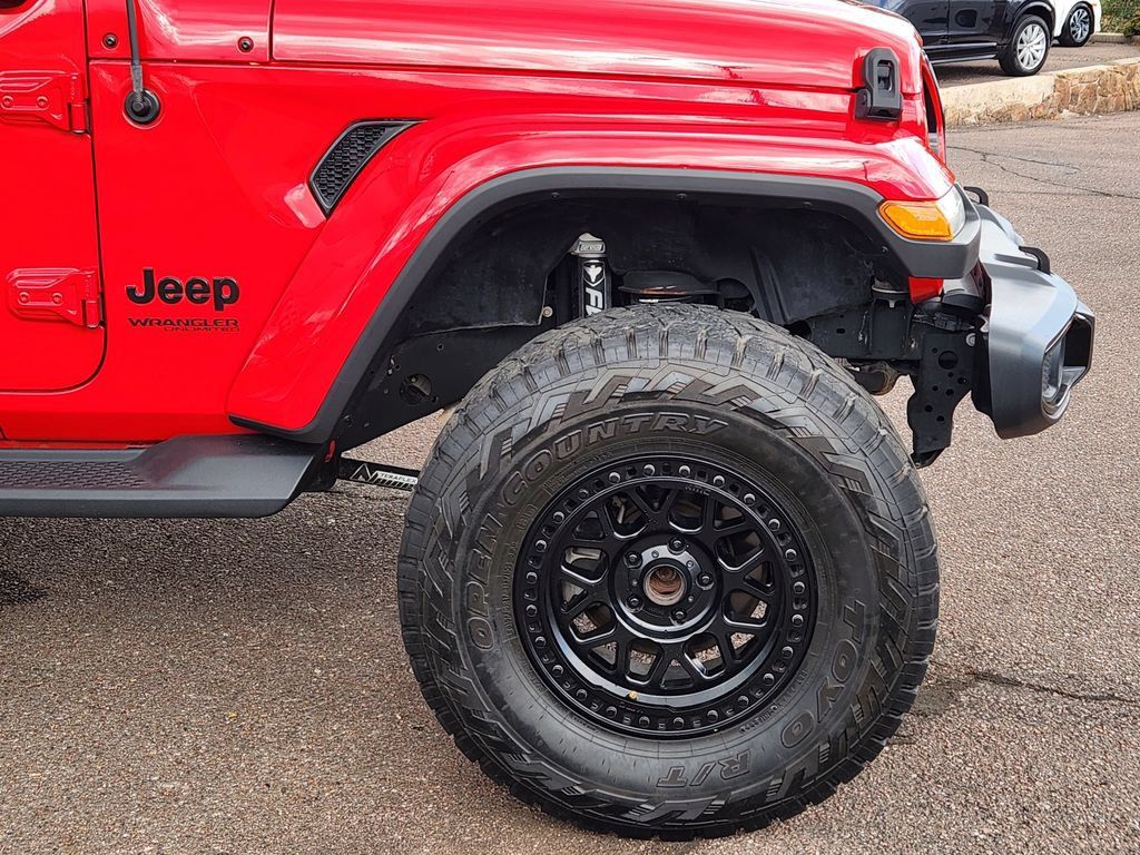 Used 2020 Jeep Wrangler Unlimited Sahara AWD/4WD image 29