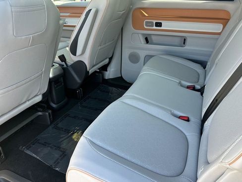 New 2025 Volkswagen ID. Buzz 1st Edition image 11