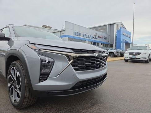 New 2026 Chevrolet Trax RS w/ Driver Confidence Package FWD image 4