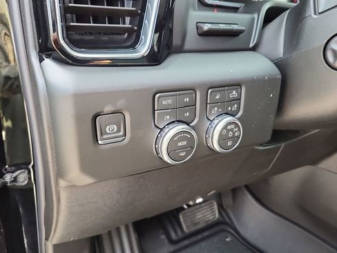 New 2026 GMC Sierra 1500 Denali w/ Technology Package image 14