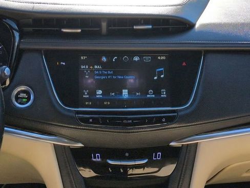 Used 2017 Cadillac XT5 FWD w/ LPO, Wheel Lock Package image 17