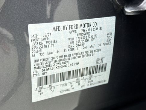 Used 2022 Lincoln Aviator AWD w/ Premium Package image 26