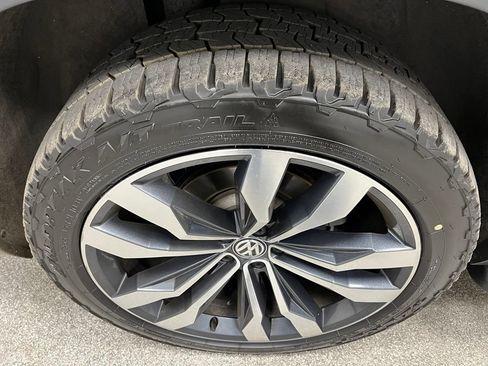 Used 2019 Volkswagen Atlas SEL Premium AWD/4WD image 15