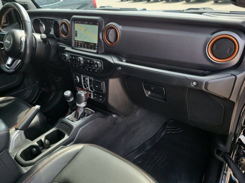 Used 2021 Jeep Gladiator Mojave AWD/4WD image 29