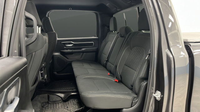 Used 2025 RAM 1500 Big Horn AWD/4WD image 23
