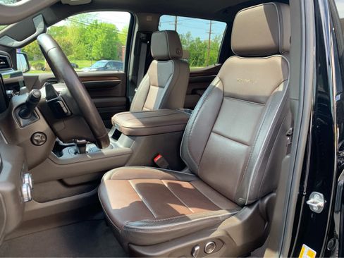 Used 2024 GMC Sierra 1500 Denali AWD/4WD image 12