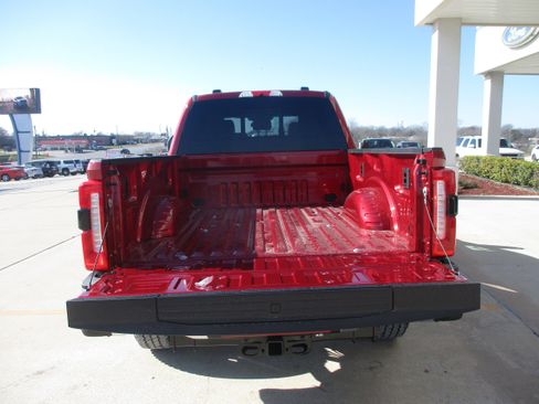 New 2025 Ford F250 Lariat w/ Lariat Ultimate Package image 4