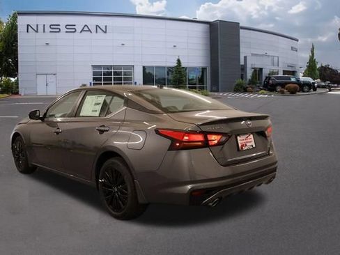 New 2026 Nissan Altima 2.5 SV w/ SV Special Edition Package AWD/4WD image 5