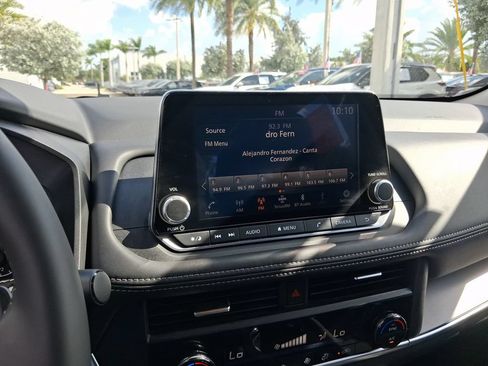 Used 2026 Nissan Rogue SV FWD image 26