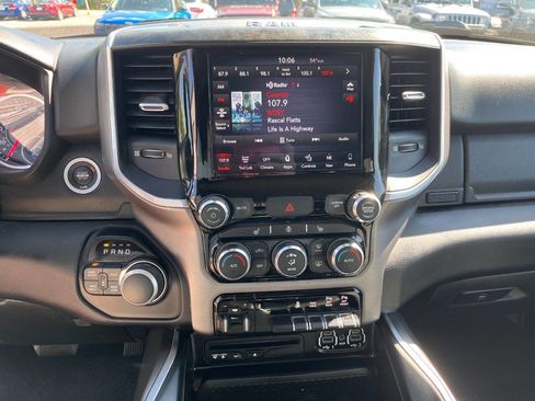 Used 2019 RAM 1500 Big Horn AWD/4WD image 30