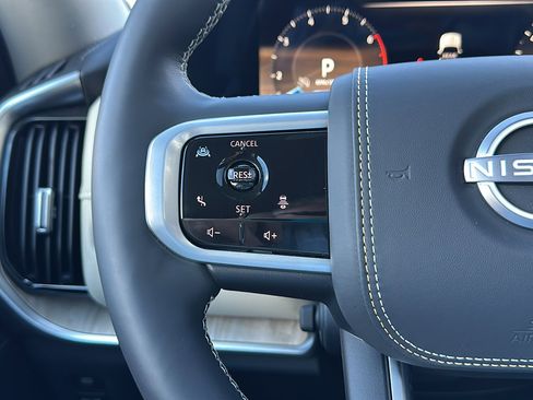 Certified 2025 Nissan Armada Platinum Reserve image 16