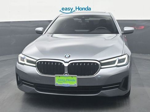 Used 2021 BMW 530i xDrive w/ Convenience Package image 3
