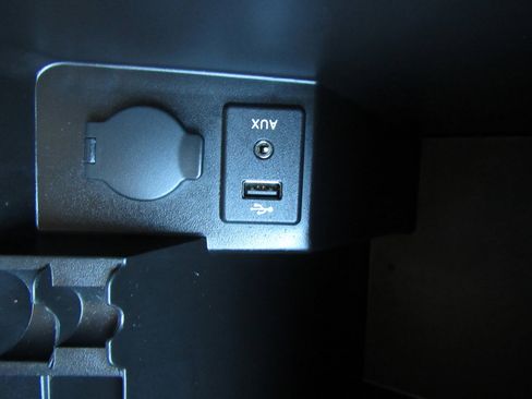 Used 2015 Nissan Xterra PRO-4X image 19