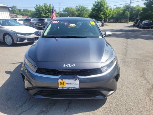 Certified 2023 Kia Forte LXS w/ LXS Technology Package FWD image 9