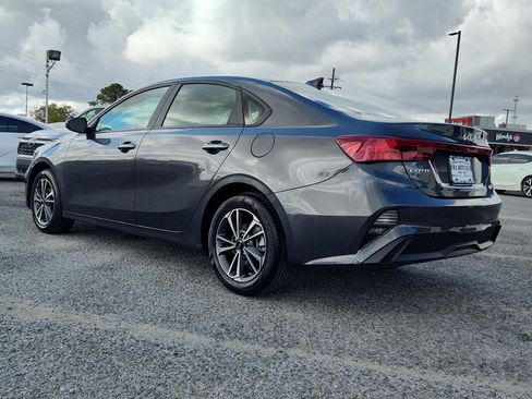 Used 2024 Kia Forte LXS image 4