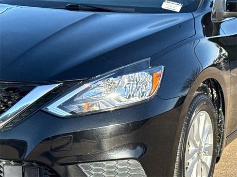 Used 2019 Nissan Sentra S w/ Appearance Package image 5