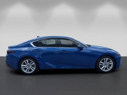 Used 2024 Lexus IS 300 w/ Comfort Package RWD image 3