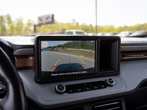 Used 2022 Ford Maverick Lariat w/ Equipment Group 500A Standard AWD/4WD image 24