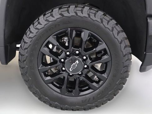 Certified 2025 Chevrolet Silverado 3500 LT w/ Trail Boss Package AWD/4WD image 24