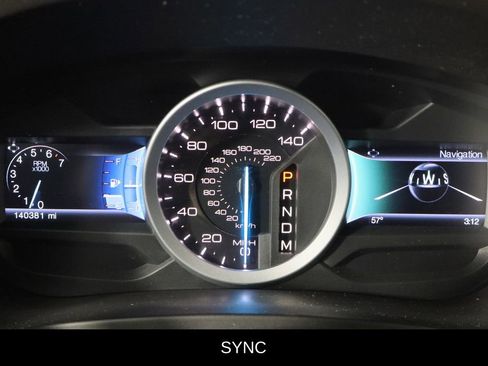 Used 2014 Ford Explorer XLT w/ Equipment Group 202A image 11