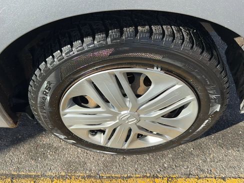 Used 2018 Honda Fit LX image 9